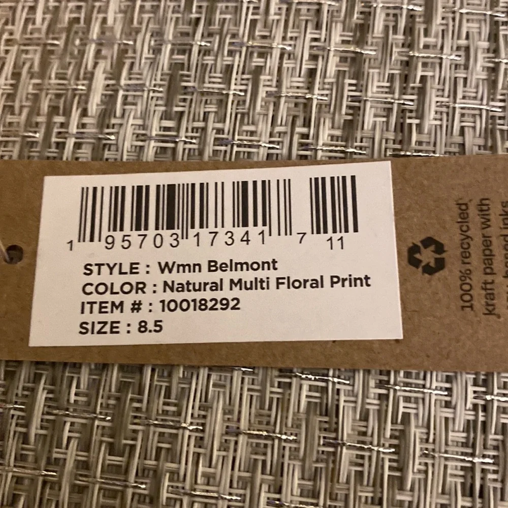 NWT Toms floral 8.5 - Picture 3 of 7